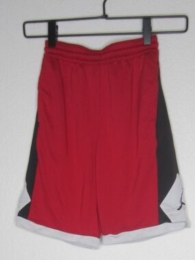 Nike Boy’s Jumpman Diamond Shorts - Size M 10/12